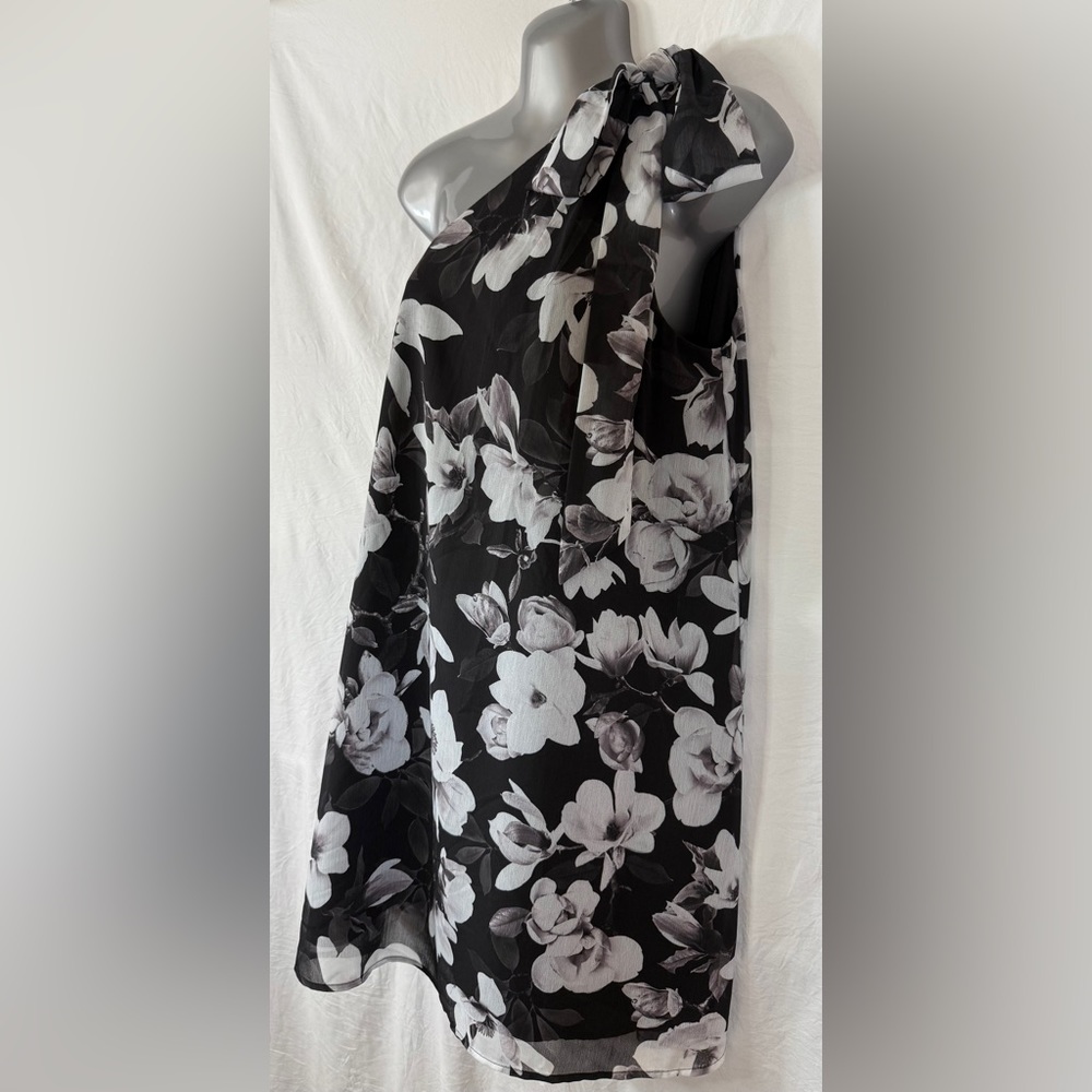 EXPRESS Black White Floral One Shoulder Lined Bow Chiffon Mini Dress SKU0624 - Picture 3 of 8